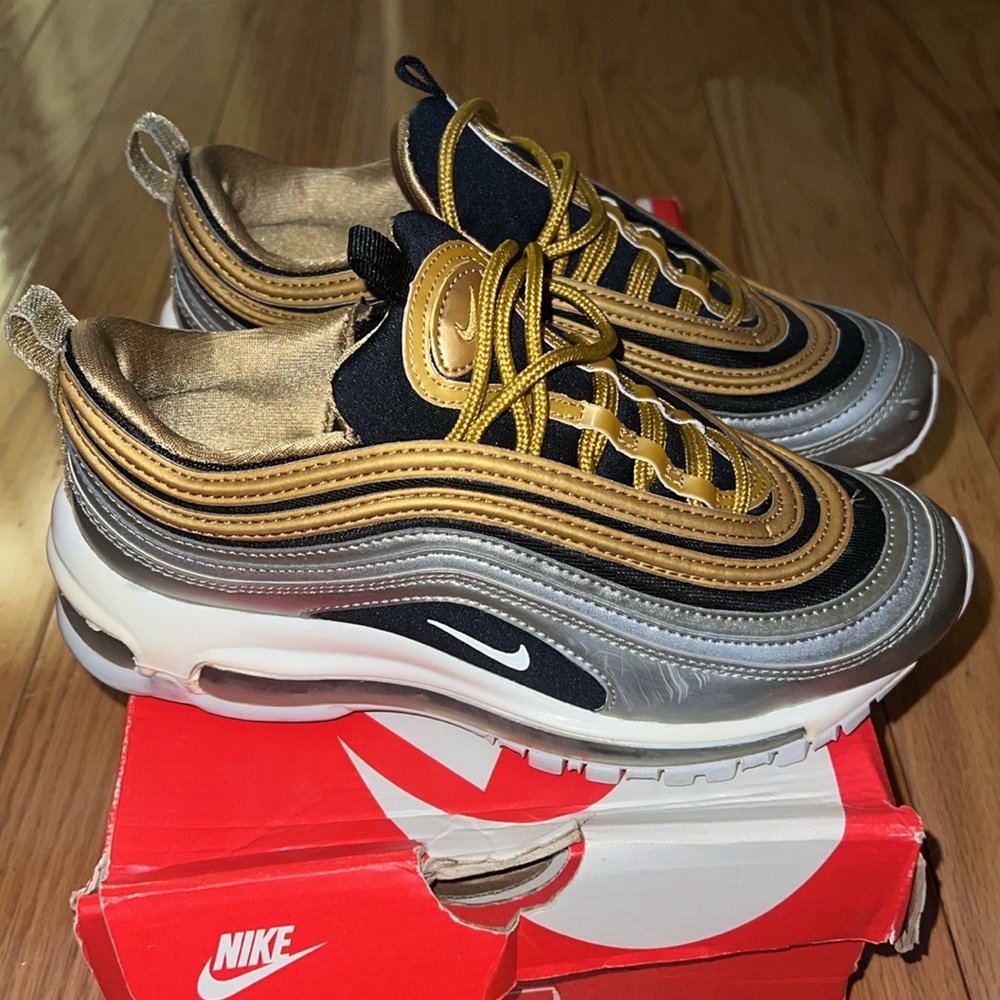 W AIR MAX 97 SE - Picture 3 of 8
